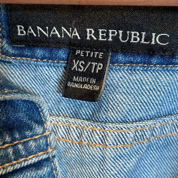 Banana Republic, Petite XS Jean Jacket - Picture 2 of 3